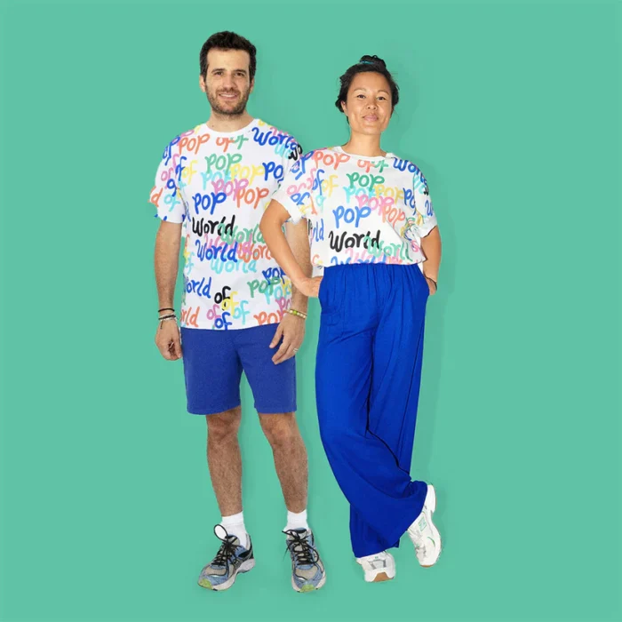 T-shirt Mots World of Pop
