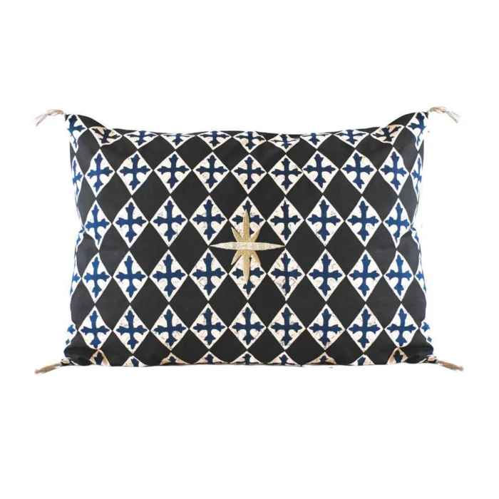 coussin brodé chapelle